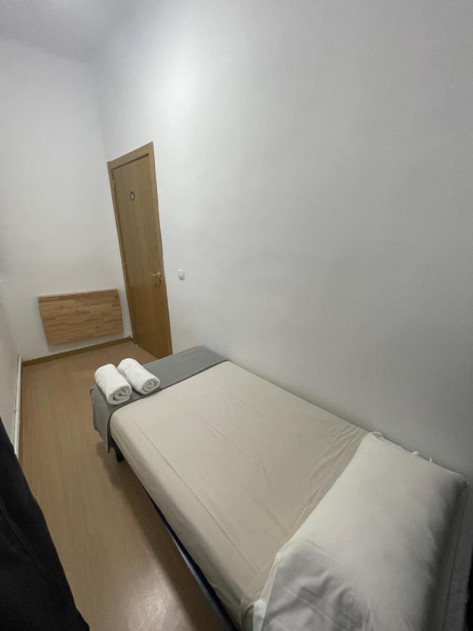 Toledo Habitaciones Madrid Extérieur photo